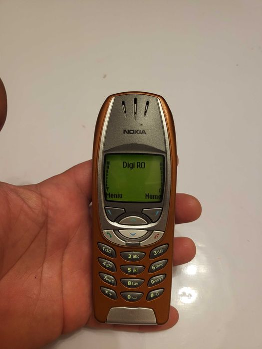 Nokia 6310, cu butoane