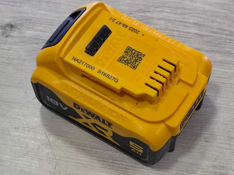 DeWALT DCF620 + батерия DeWALT DCB184 18V 5.0Ah – винтоверт за гипсокартон
