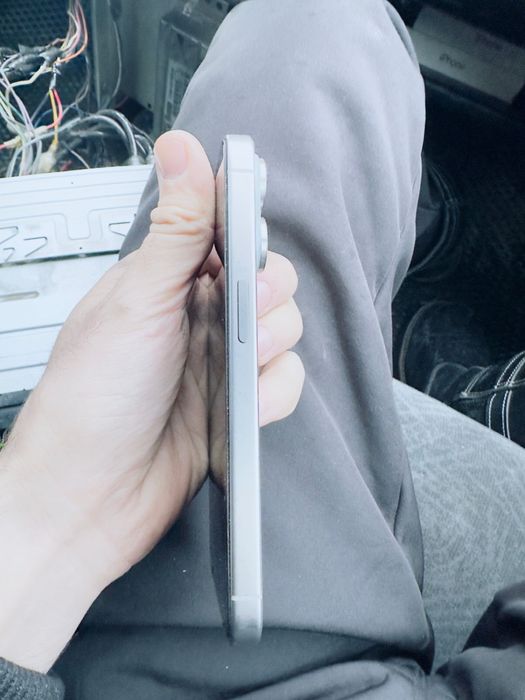 продам Айфон 15 про