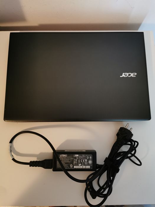 Laptop Acer Aspire E 15