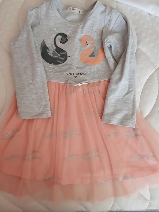 Рокли, блузи, суичер, пухен елек, ски панталон, шапка, шал  2-4 г.