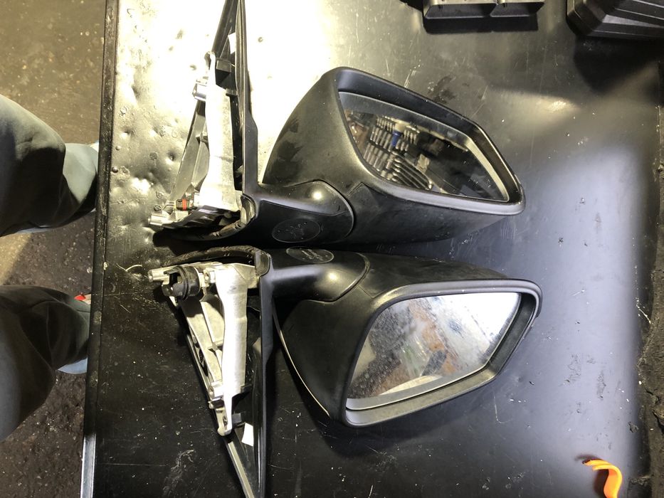 Oglinda oglinzi bmw x1 lci provenienta uk 6 pini la mufa e84