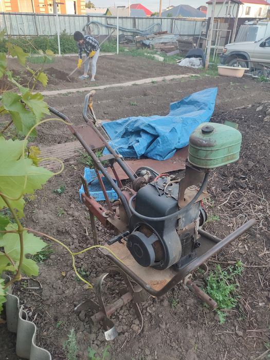 Продам бензиновый мотоблок