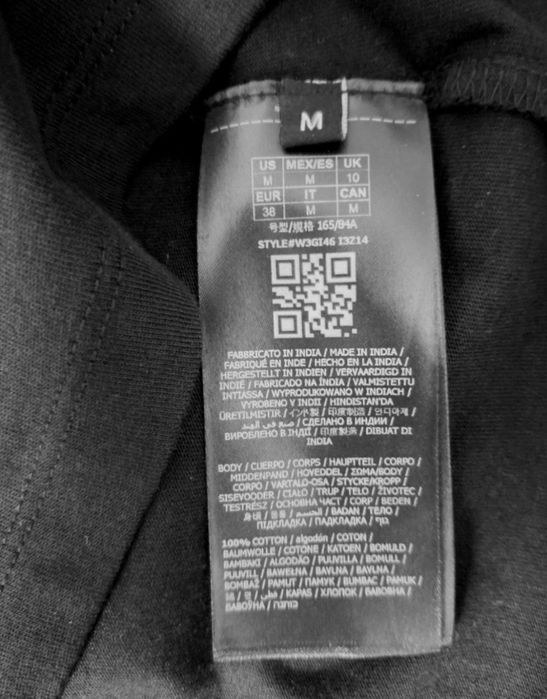 Tricou dama Guess, mărimea M,  nou fără etichetă.