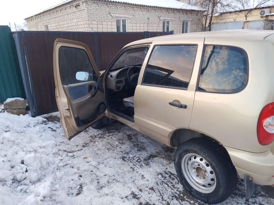 Нива шевролет 2005