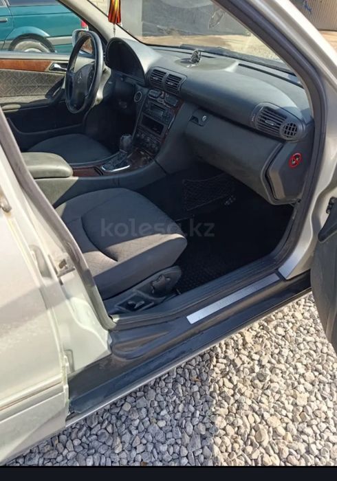 Продам Мерседес w203 универсал.