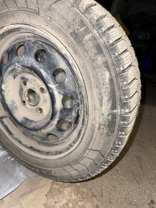 Зимние шины с шипами