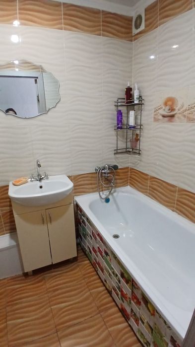 Сдам 2х ком квартиру.4 42.