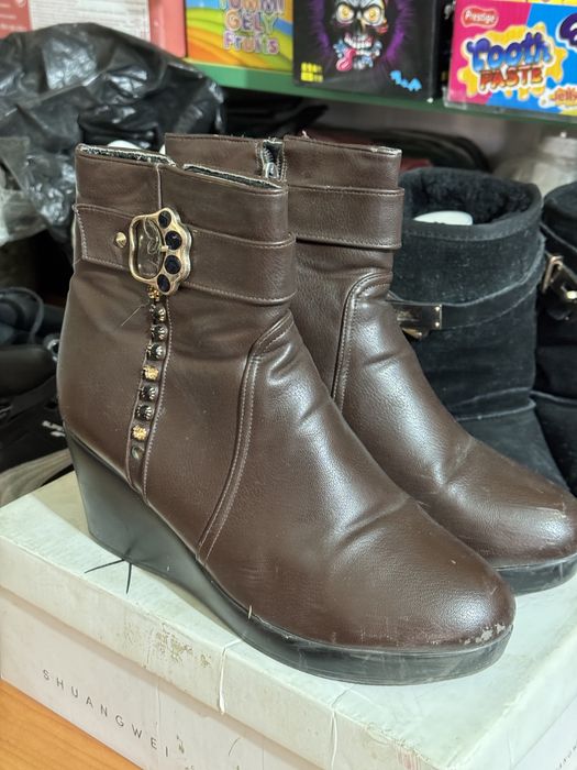 Красовка етік аяқ киім