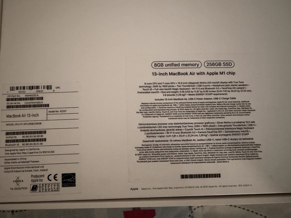 Aplle macbook air m1 and m2