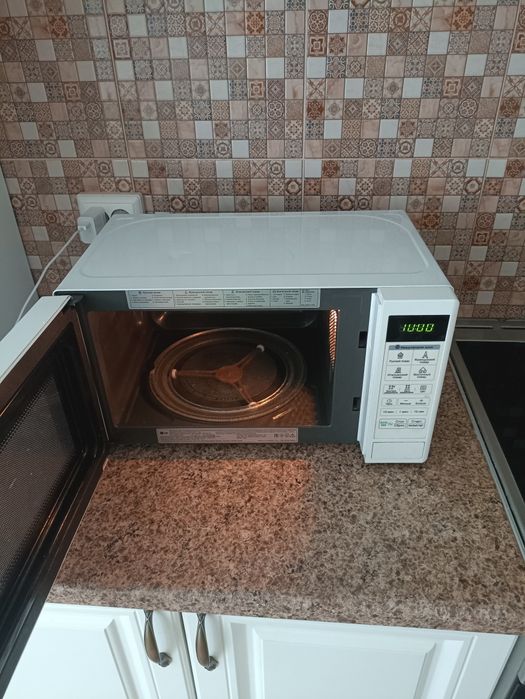 Микроволновая печь