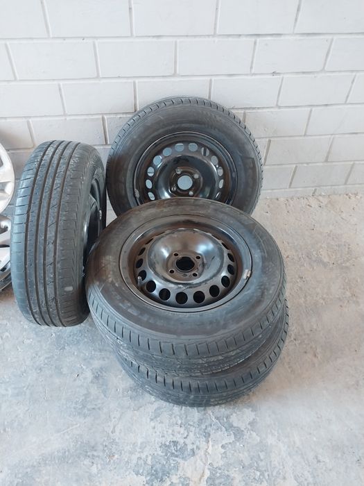 Летние шины и колпаки