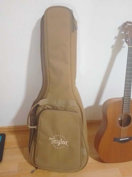 Chitara acustica Big Baby Taylor + husă
