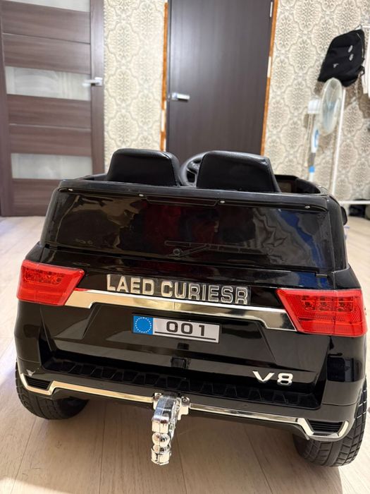 Балаларға арналған электромобиль сатылады