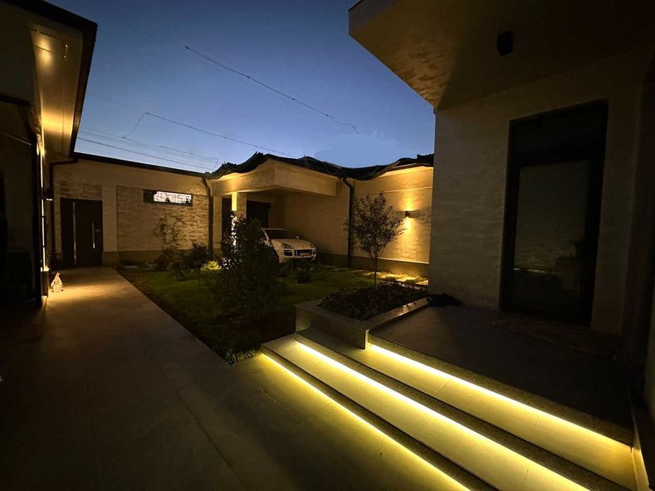 Сдаётся в аренду ДОМ HI TECH