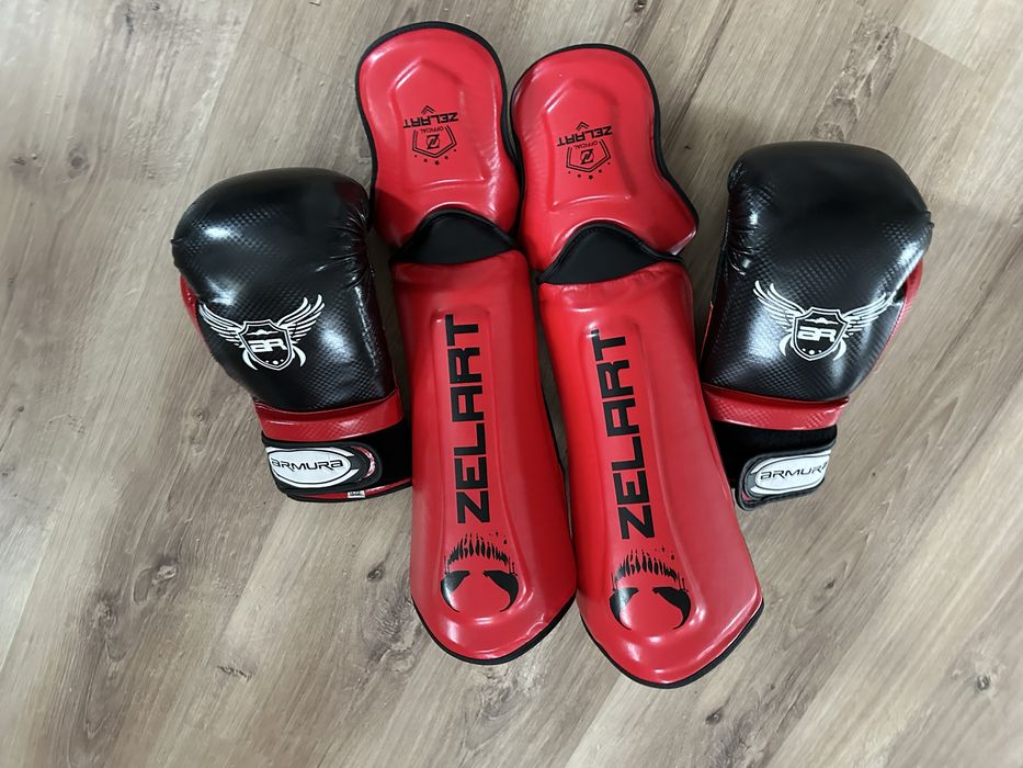 Vand sac de box cu echipament