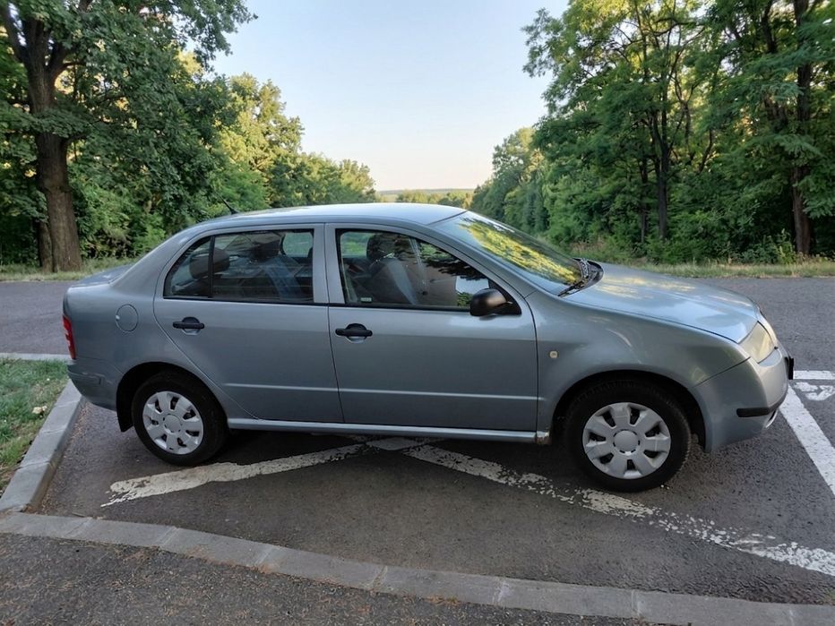 Škoda Fabia Sedan
