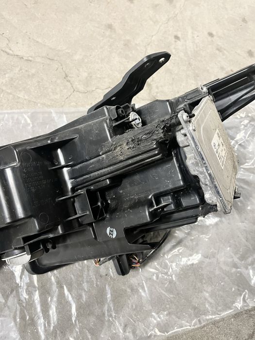 Far dreapta Mazda 3/2019 original pt piese sau verificare