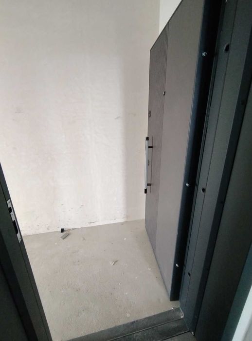 Продава се Тристаен апартамент в Варна, Бриз - 101 кв.м за 1950 €/кв.м - Снимка #6