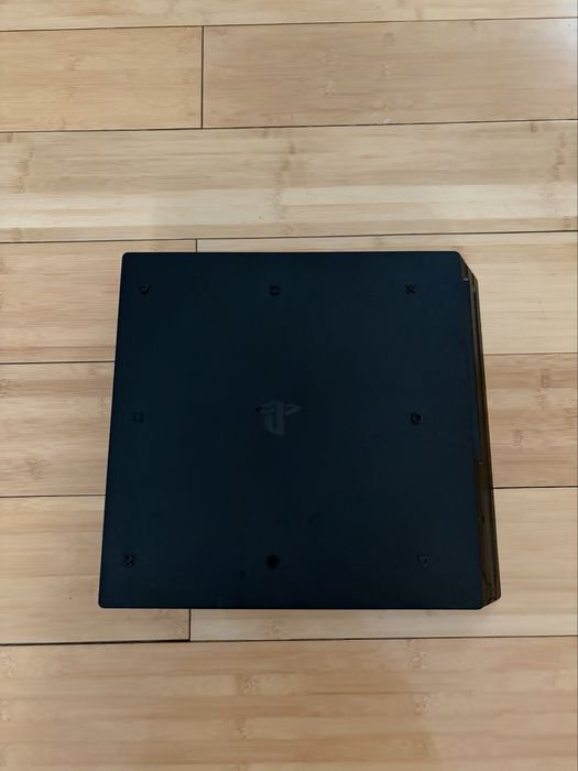 Playstation 4 pro 1 tb