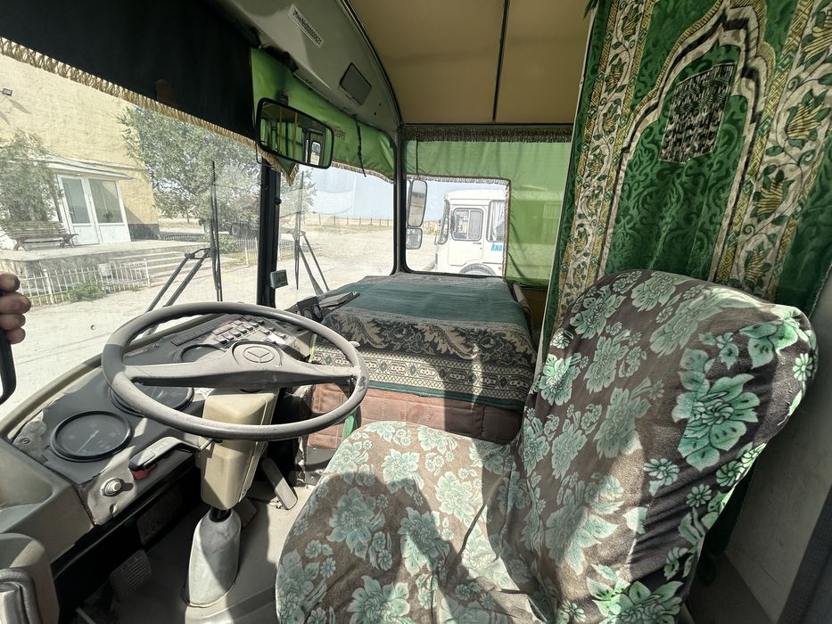 Паз 3205 , служебный автобус ,возил рабочих с города на работу,звоните