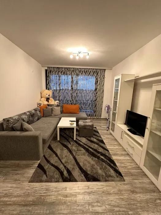 Дава се под наем Тристаен апартамент в София, Витоша - 85 кв.м за 797.64 € - Снимка #1