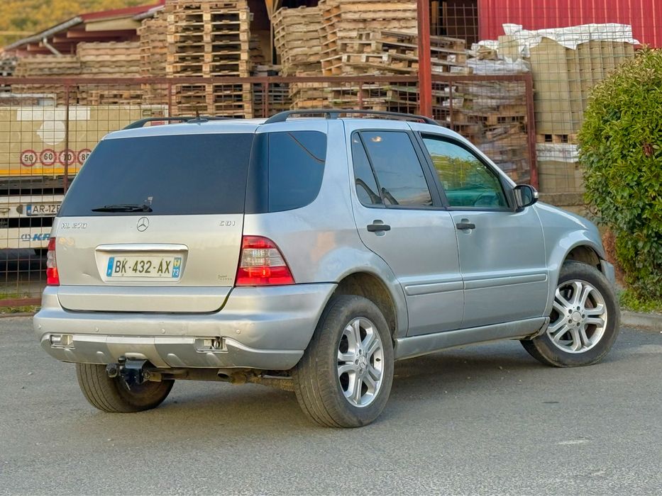 MERCEDES-BENZ ML-Class 2004 — imagine 4