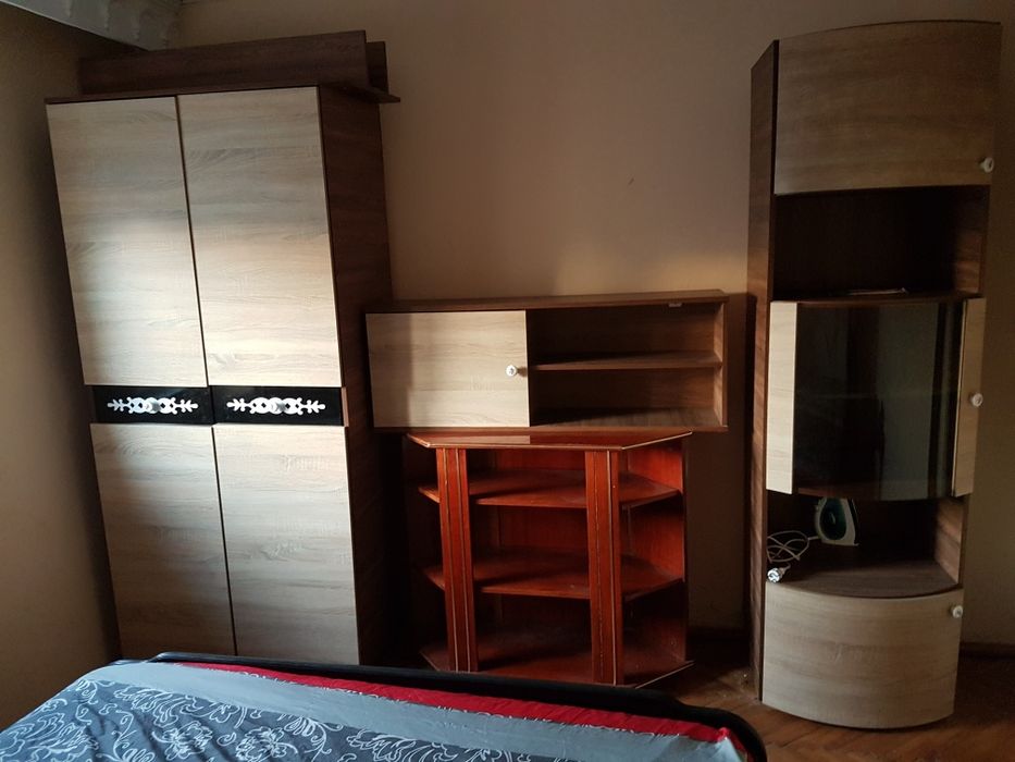 Scaun metalic model pliabil si masa extensibila masiv