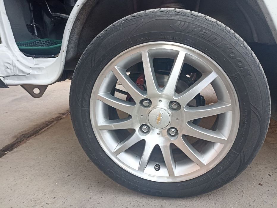 Оптра 15 185 га 55 балон Билан дамасга бирга Бир тушади абен корметалг