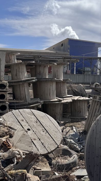 Продам катушки для кабеля