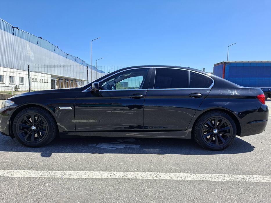BMW Seria 5 F10 525d