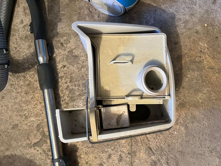 Продам пылесос томас