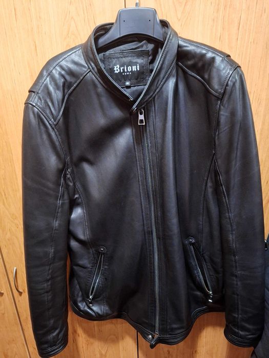 Супер мъжко гъзарско яке от естествена агнешка кожа на марката Brioni!