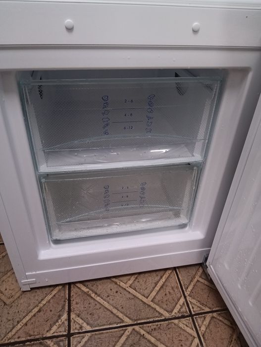 Комбиниран хладилник с фризер Liebherr с 2 години Гаранция