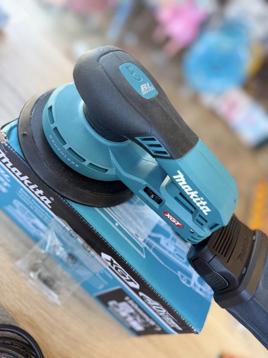 Акумулаторен ексцентършлайф Makita BO002CGZ, XGT, 40 V, 150 мм