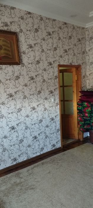 Хоразм кучаси 1 уй СРОЧНО 2 хонали квартира сотилади 
кирпичный москов