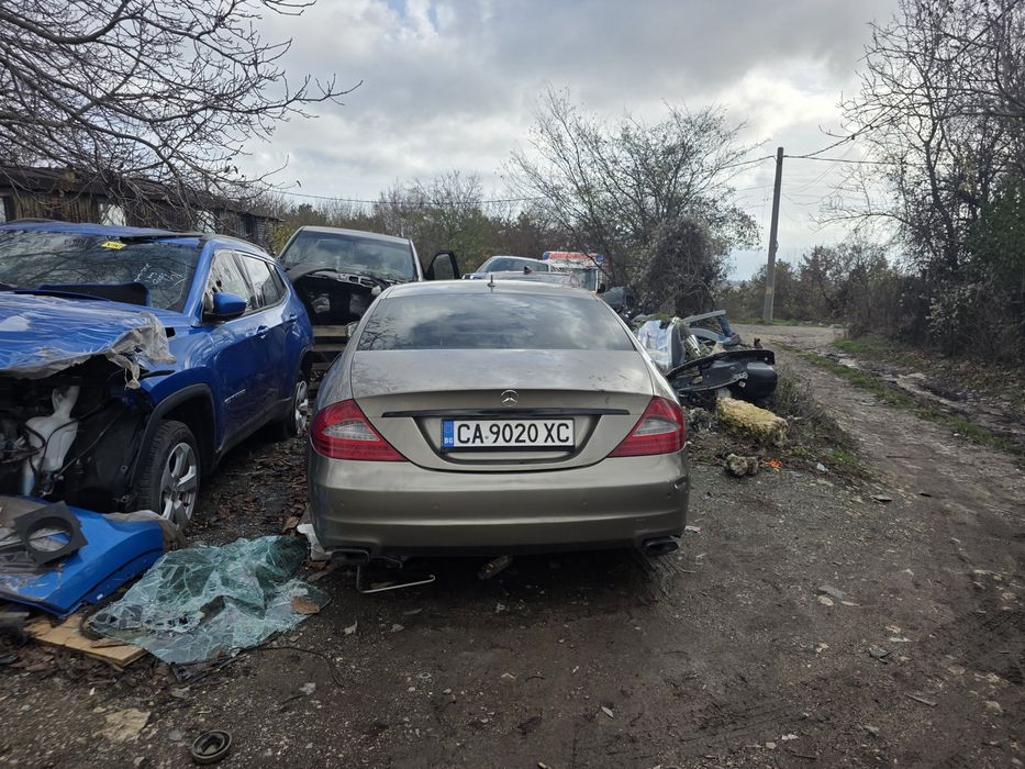 Mercedes CLS 320 2008 година на части