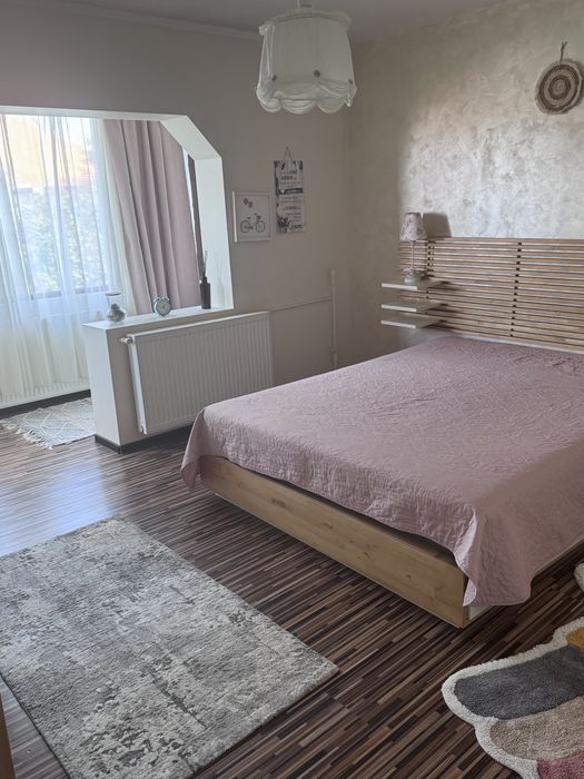 proprietar inchiriez apartament 3 camere complex