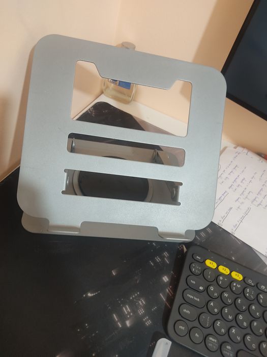 Подставка эргономичный для ноутбука