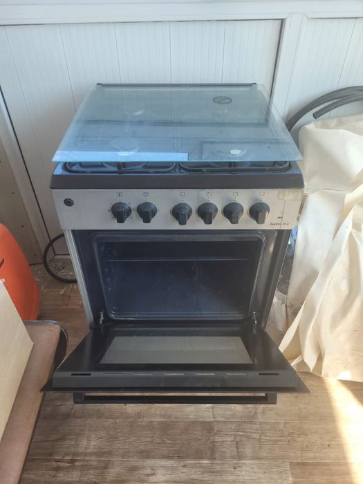 Газ плита продам срочно