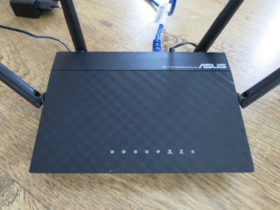 Рутер ASUS RT-AC750 Dual Band 2Ghz 5Ghz