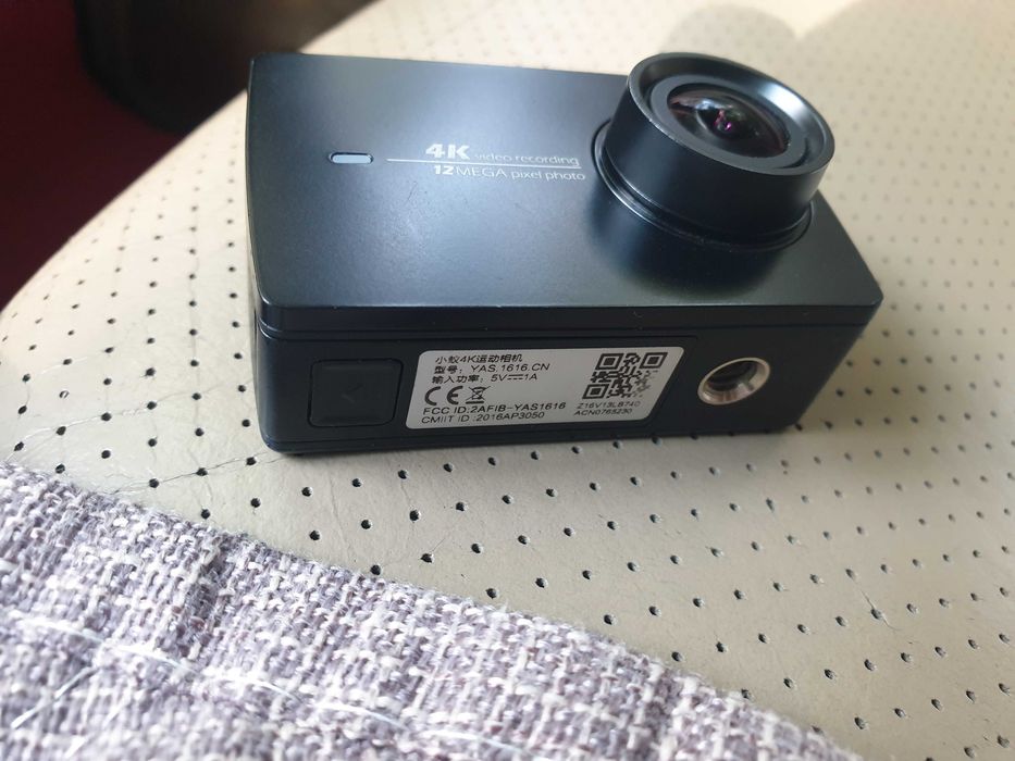 Экшн камера Xiaomi Yi 4K