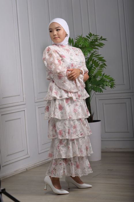 вечерние платья в хорошем состоянии рахмер М