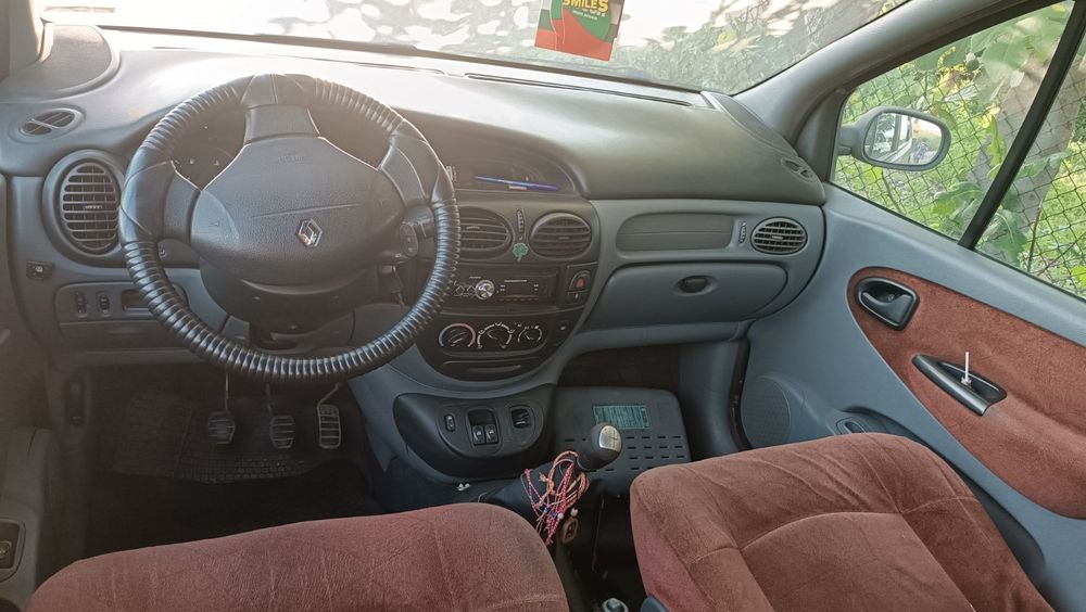 Рено Меган Сценик 1.6 16v 107к.с