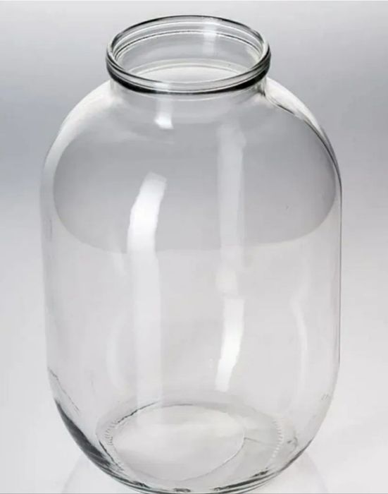 Продам банки 3 -х литровые.