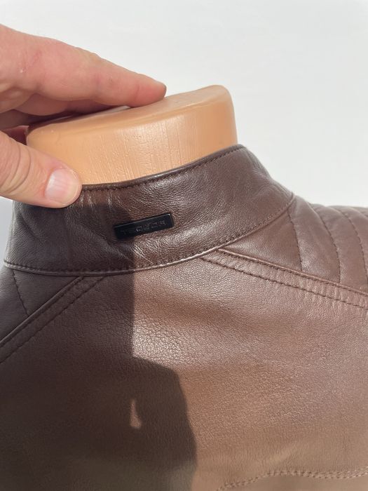 Яке теодор Teodor