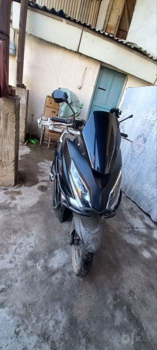 Продаю скутер свой