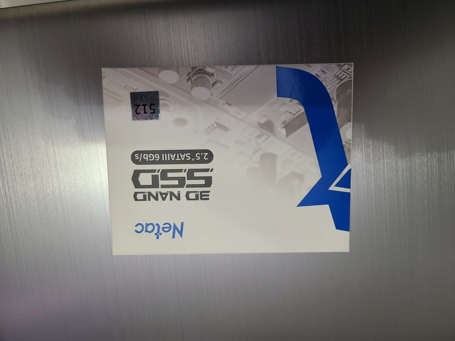 Новый ssd на 512 гб