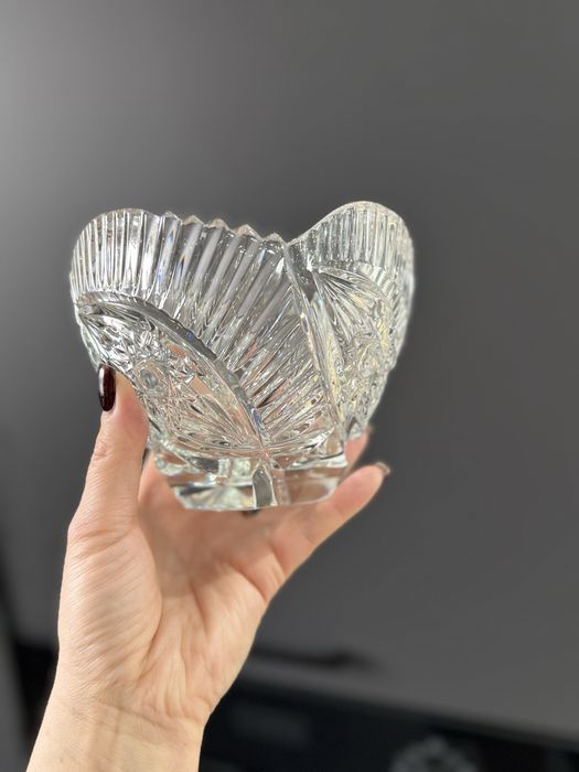 Продам хрустальные вазочки