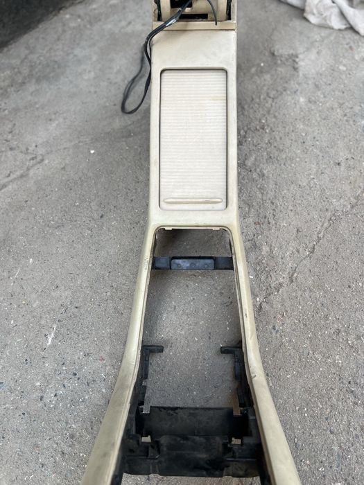 W140 борода цвеь бежевый